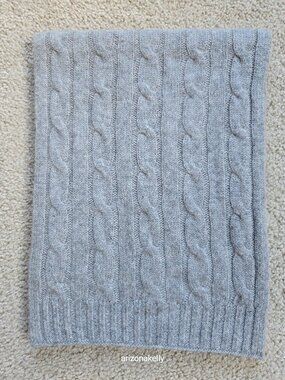 NWOT Pure Cashmere Grey Cable Knit Scarf 100% Cashmere